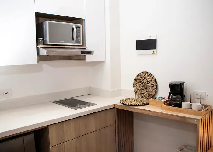 Zenia 70 Living & Suites